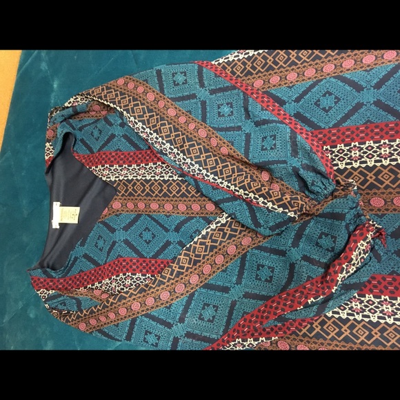 Aztec print long-sleeved shift dress - Picture 7 of 7